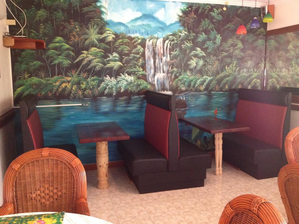 Rayon Hotel Negril Luaran gambar