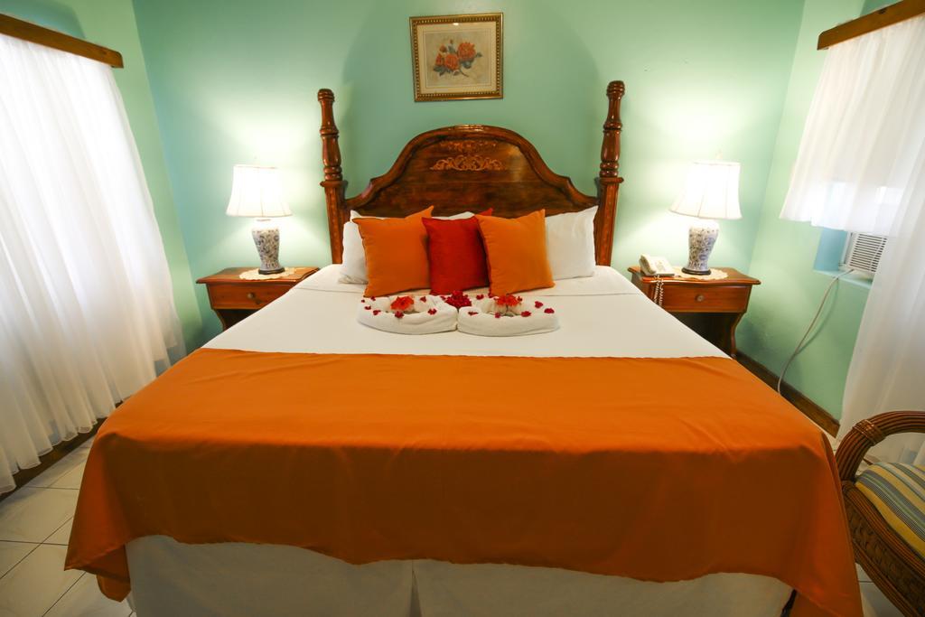 Rayon Hotel Negril Luaran gambar
